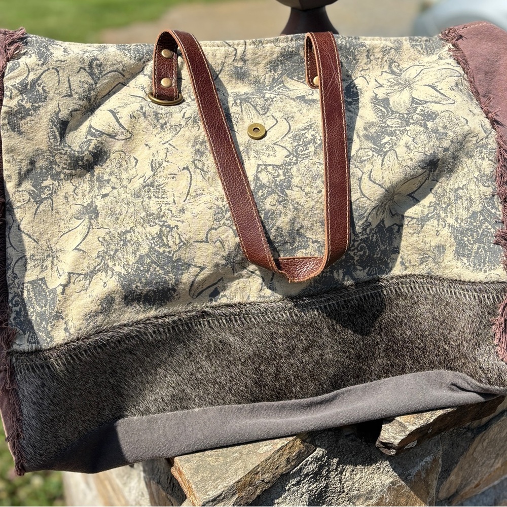 XL Myra Tote Bag